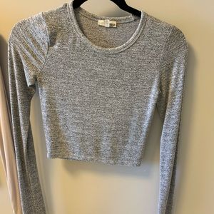 Aritzia/Wilfred Free cropped knit long sleeve